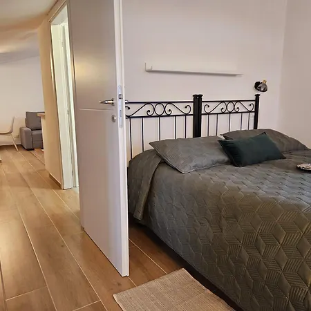 Residenza Albalonga בית אירוח *